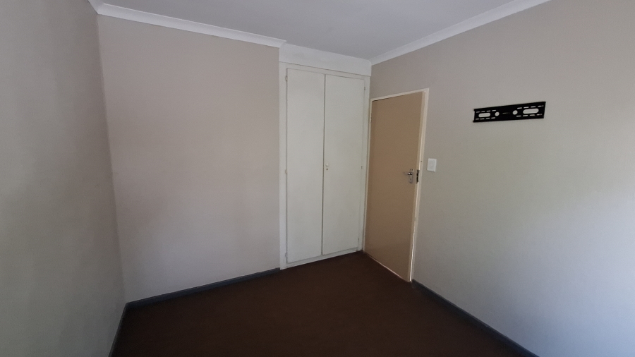2 Bedroom Property for Sale in Rietfontein Gauteng