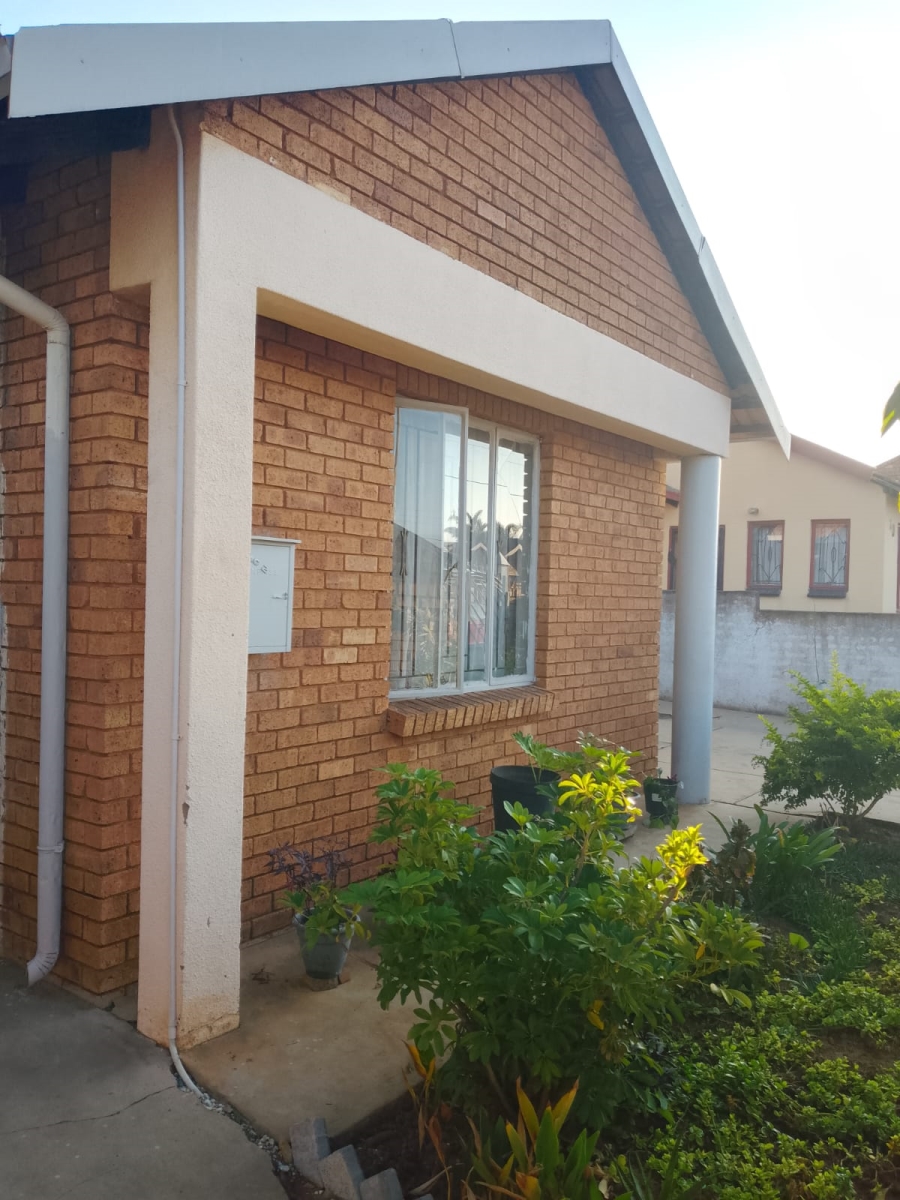 3 Bedroom Property for Sale in Soshanguve WW Gauteng