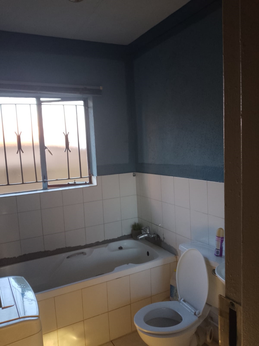 3 Bedroom Property for Sale in Soshanguve WW Gauteng