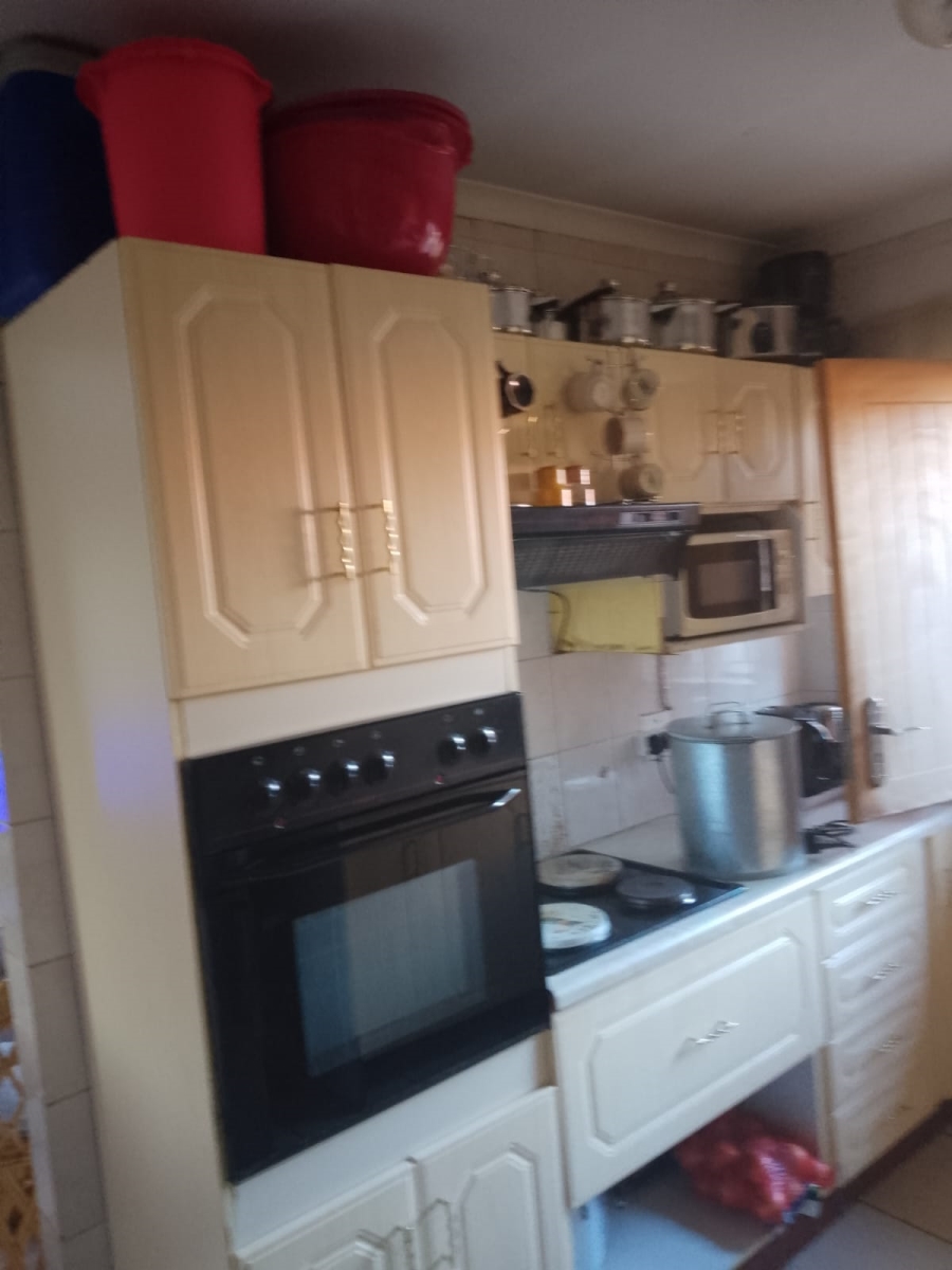 3 Bedroom Property for Sale in Soshanguve WW Gauteng