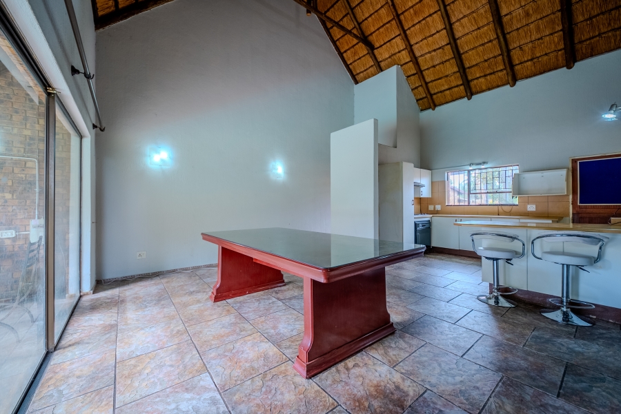 3 Bedroom Property for Sale in Faerie Glen Gauteng