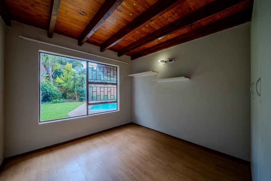 3 Bedroom Property for Sale in Faerie Glen Gauteng