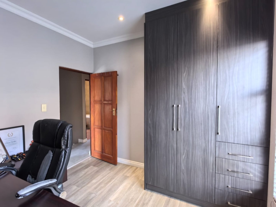 3 Bedroom Property for Sale in Chancliff Ridge Gauteng