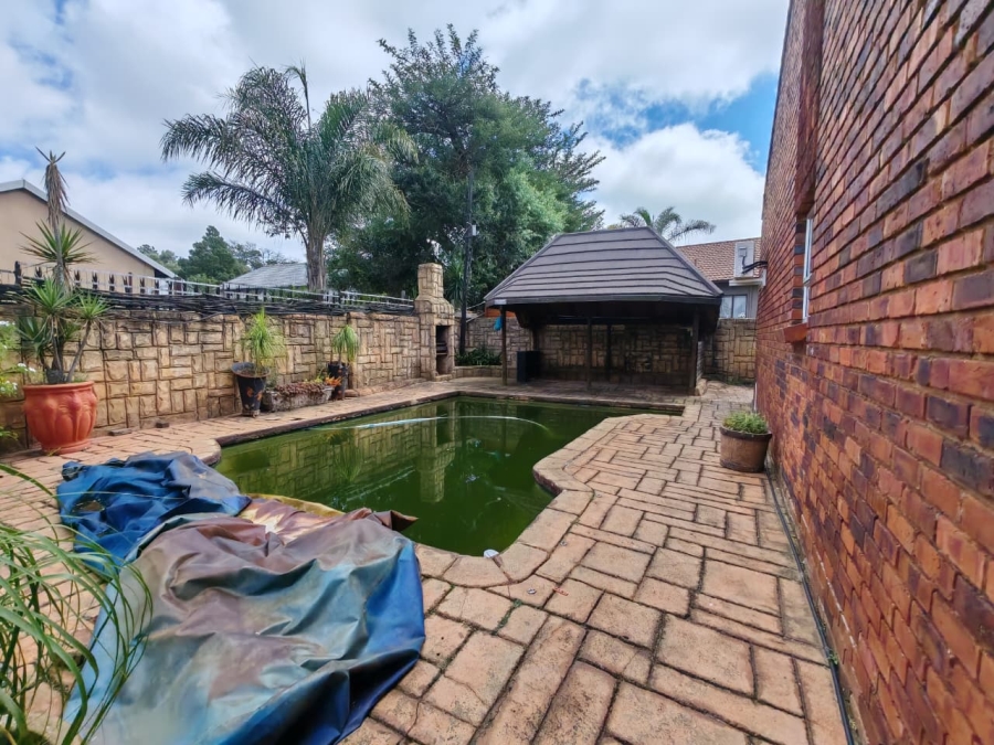 3 Bedroom Property for Sale in Rant En Dal Gauteng