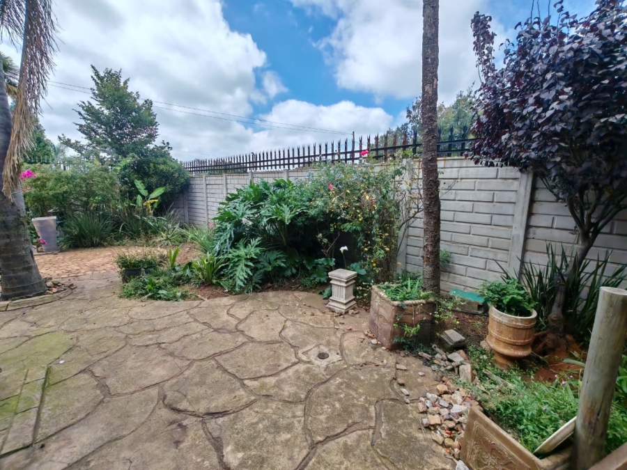 3 Bedroom Property for Sale in Rant En Dal Gauteng