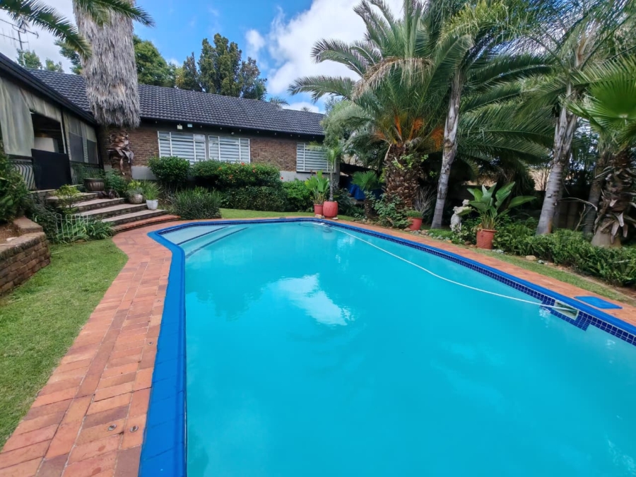 4 Bedroom Property for Sale in Rant En Dal Gauteng