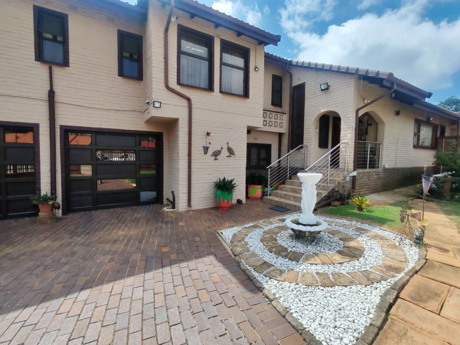 4 Bedroom Property for Sale in Horison Park Gauteng