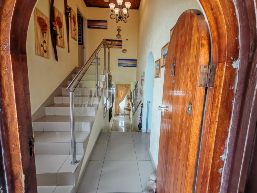 4 Bedroom Property for Sale in Horison Park Gauteng