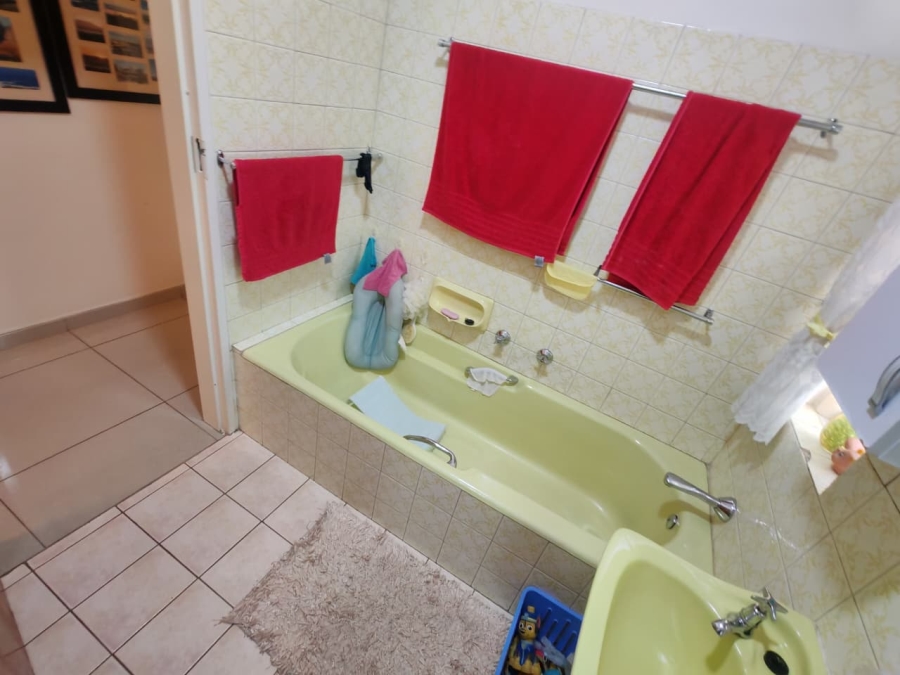 4 Bedroom Property for Sale in Horison Park Gauteng