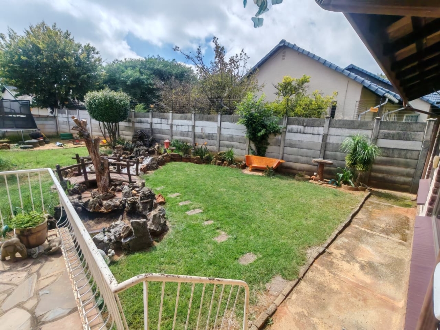 4 Bedroom Property for Sale in Horison Park Gauteng