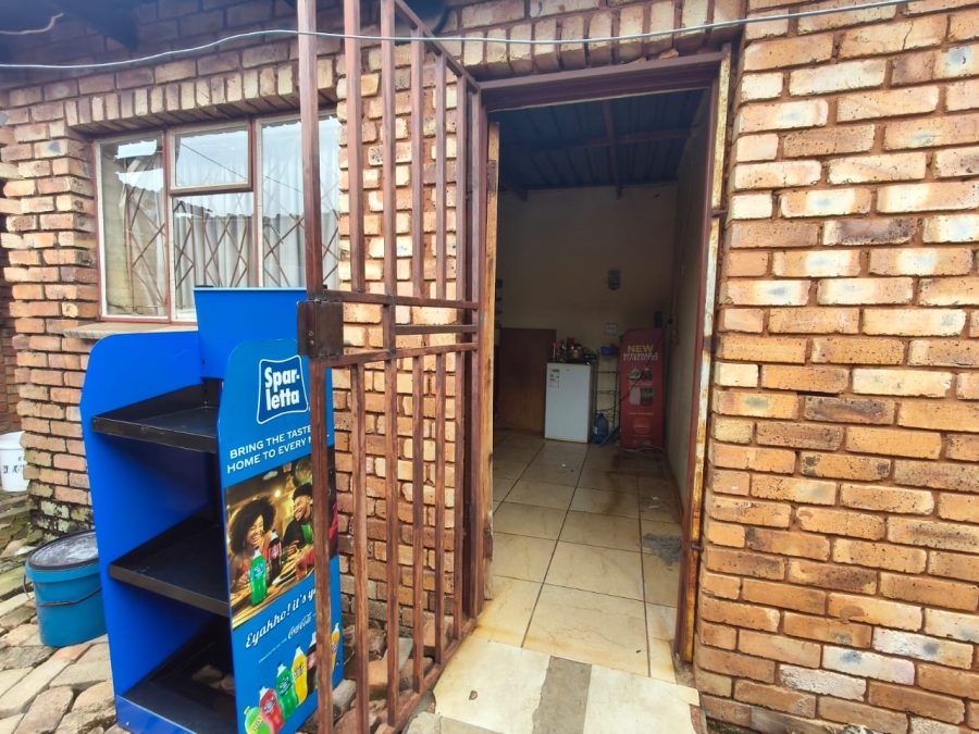 To Let 1 Bedroom Property for Rent in Laudium Gauteng