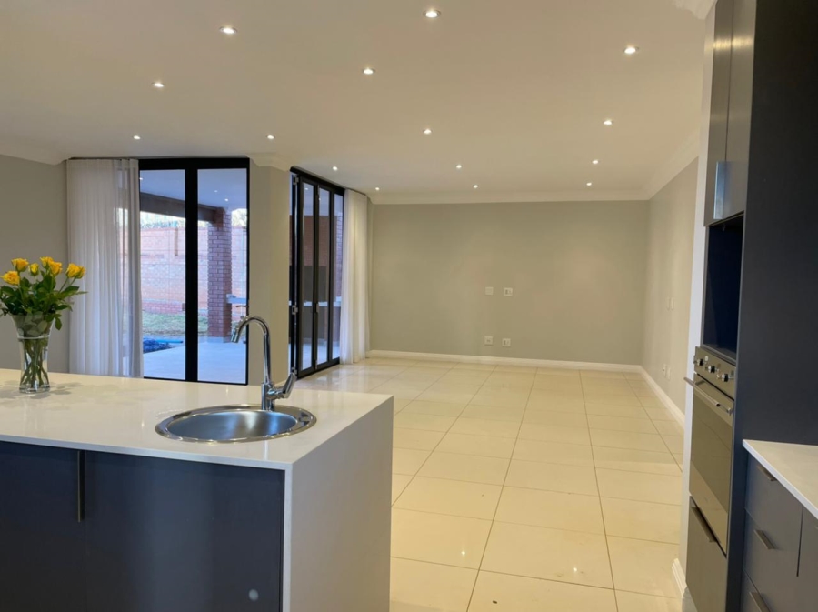 To Let 4 Bedroom Property for Rent in Olympus AH Gauteng