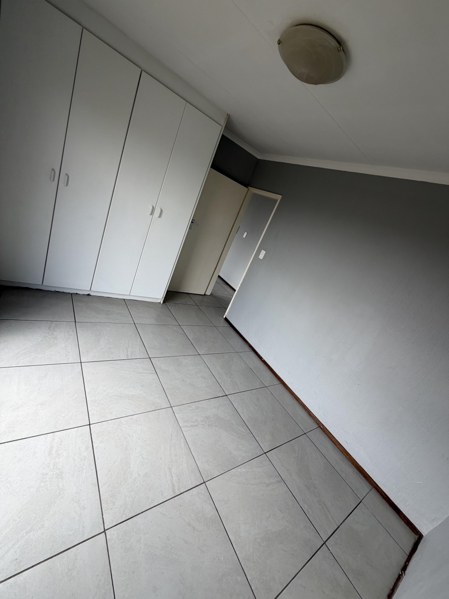 2 Bedroom Property for Sale in Amorosa Gauteng