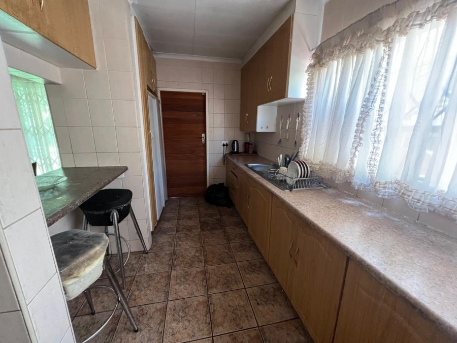 3 Bedroom Property for Sale in Brackendowns Gauteng