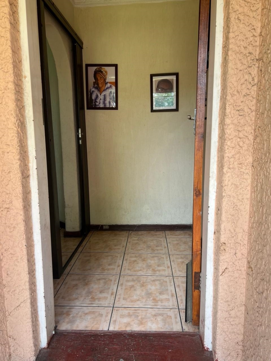 3 Bedroom Property for Sale in Brackendowns Gauteng