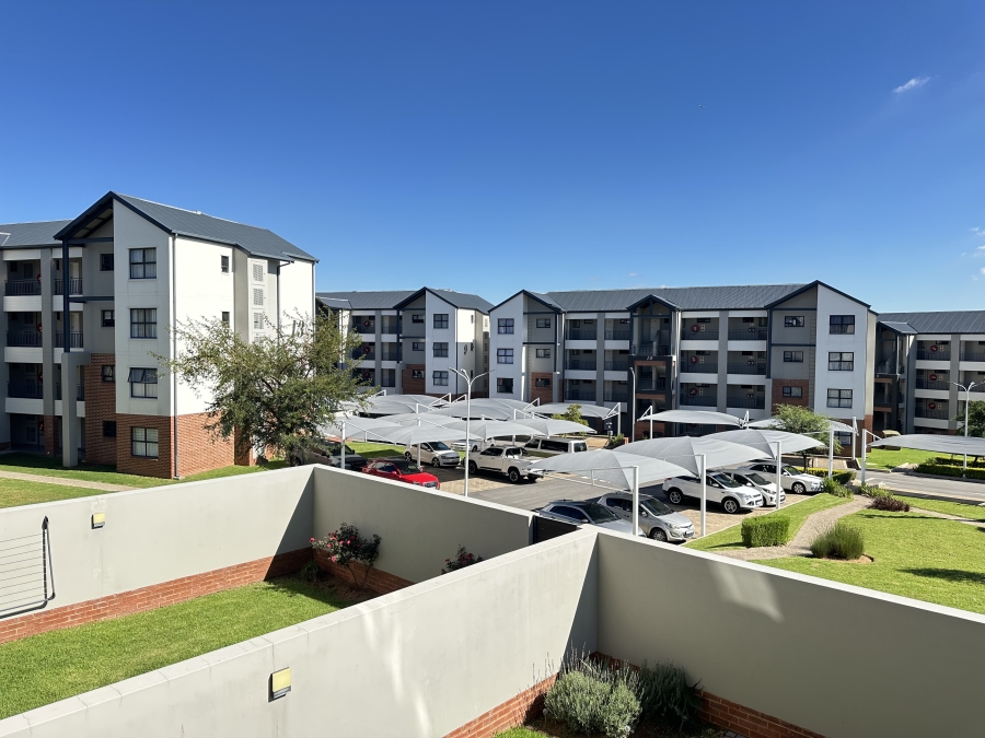 1 Bedroom Property for Sale in North Riding Gauteng