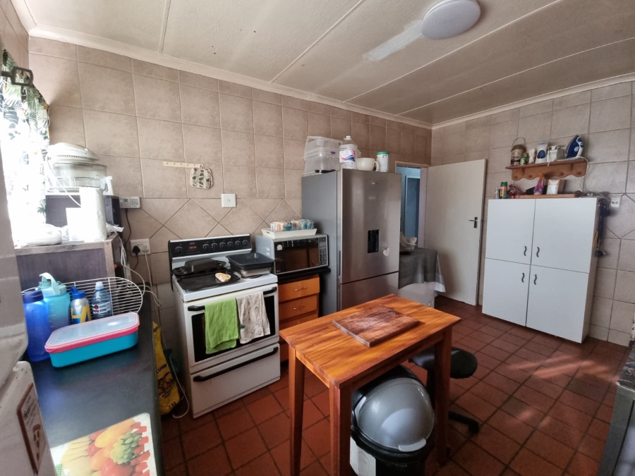 To Let 3 Bedroom Property for Rent in Beyers Park Gauteng