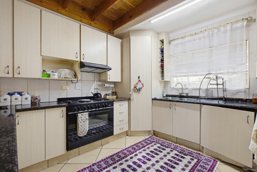 4 Bedroom Property for Sale in Illiondale Gauteng