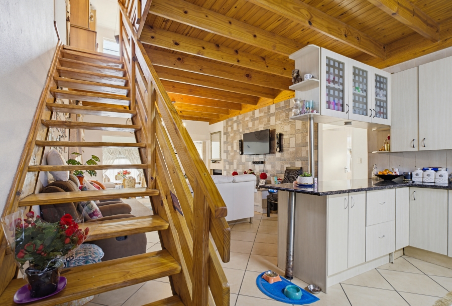 4 Bedroom Property for Sale in Illiondale Gauteng