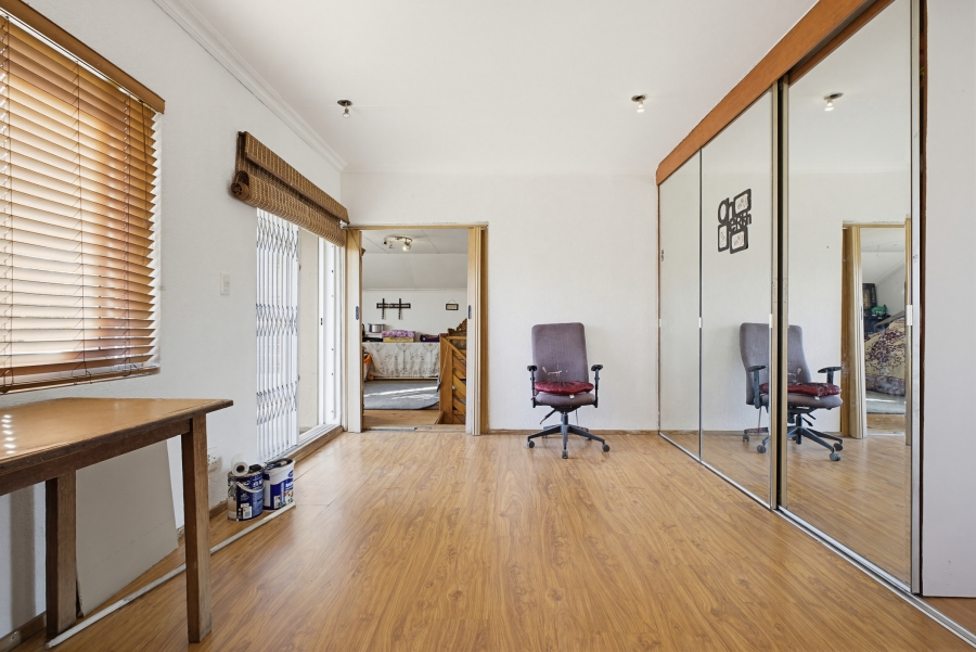 4 Bedroom Property for Sale in Illiondale Gauteng