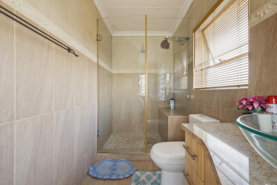 4 Bedroom Property for Sale in Illiondale Gauteng