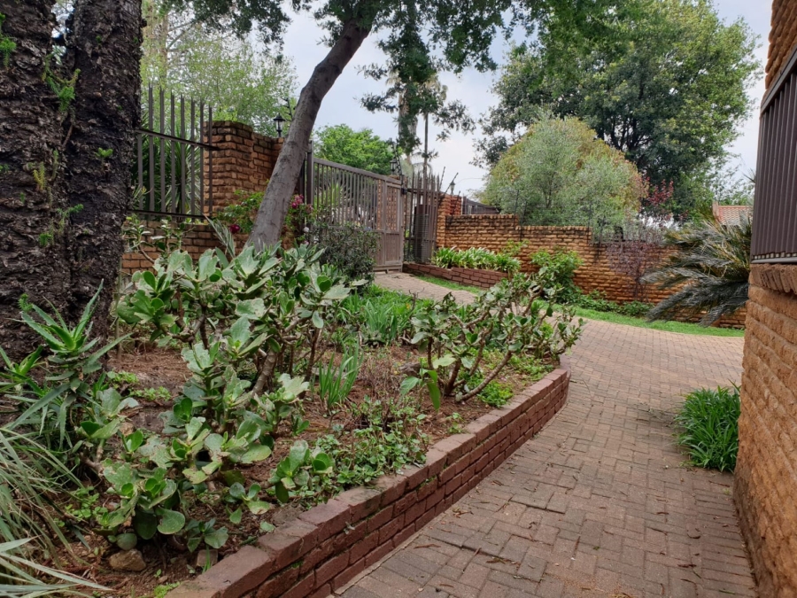 3 Bedroom Property for Sale in Illiondale Gauteng