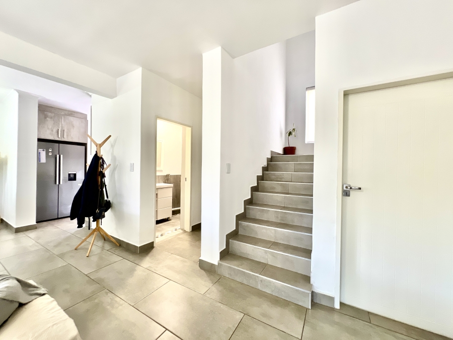 3 Bedroom Property for Sale in Illiondale Gauteng