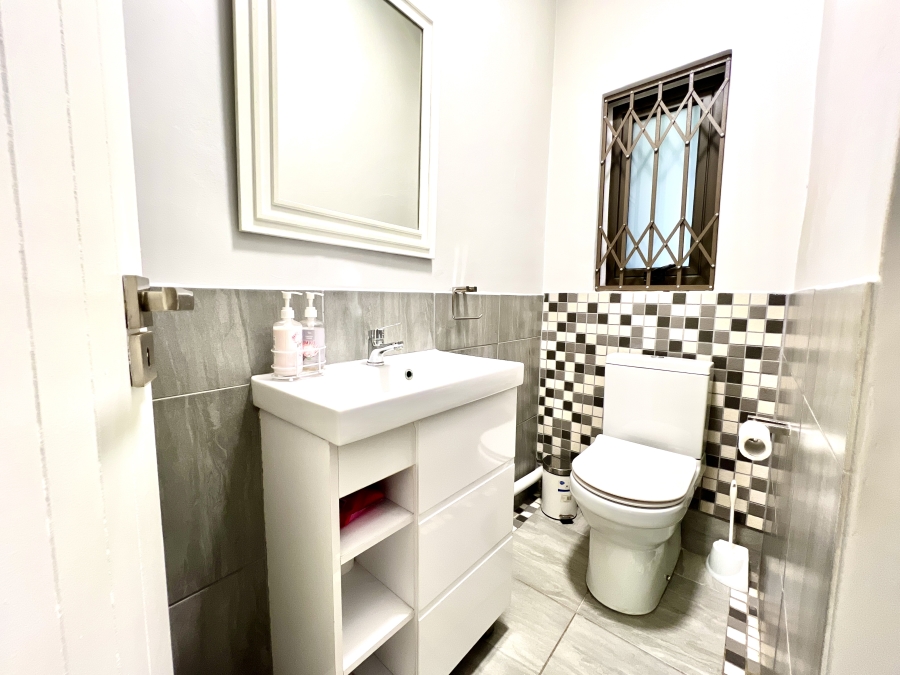 3 Bedroom Property for Sale in Illiondale Gauteng