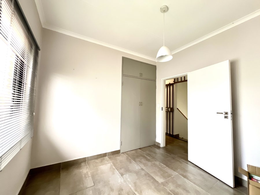 3 Bedroom Property for Sale in Illiondale Gauteng