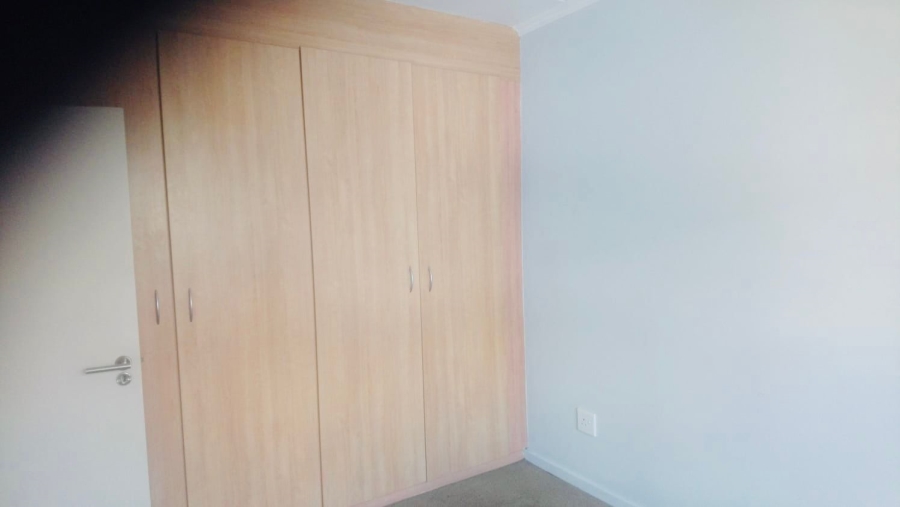 1 Bedroom Property for Sale in Sunninghill Gauteng