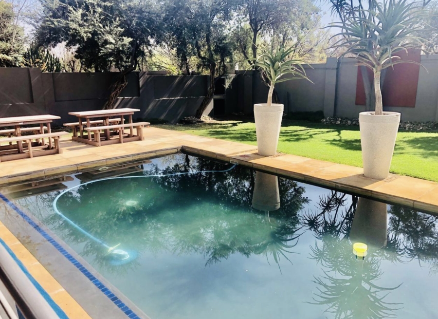 1 Bedroom Property for Sale in Sunninghill Gauteng