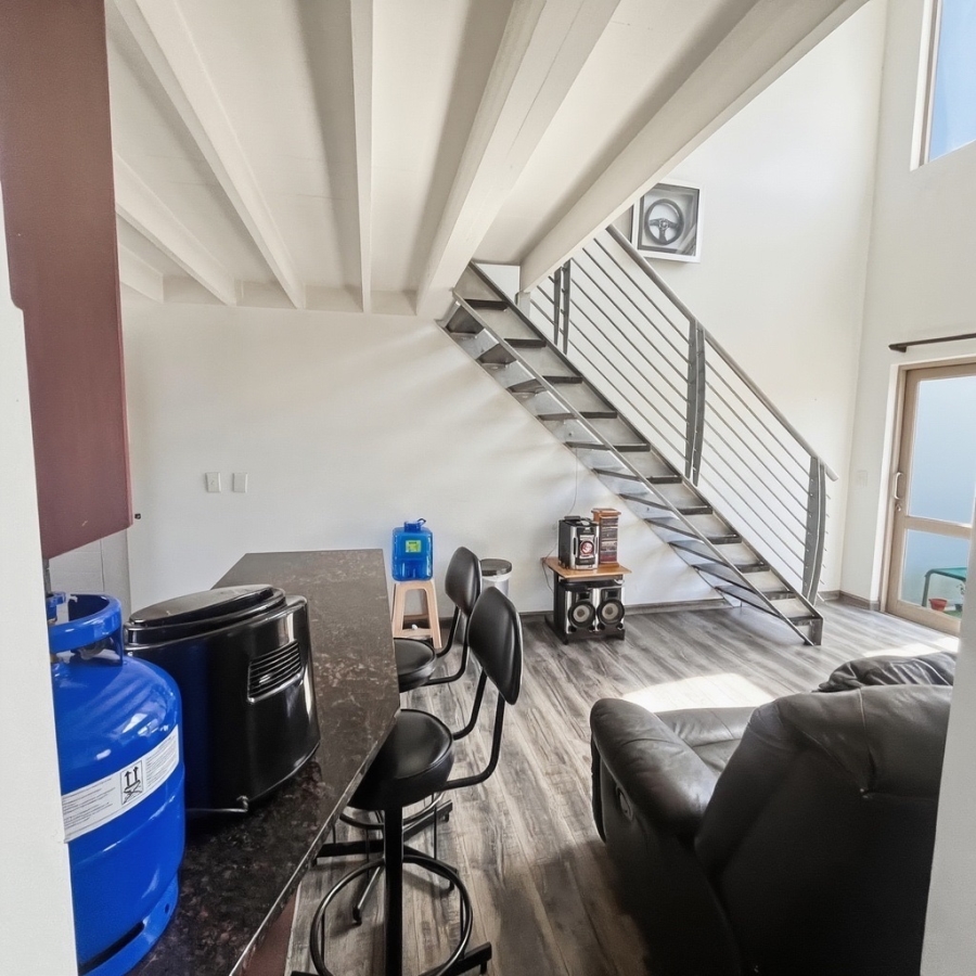 1 Bedroom Property for Sale in Sunninghill Gauteng