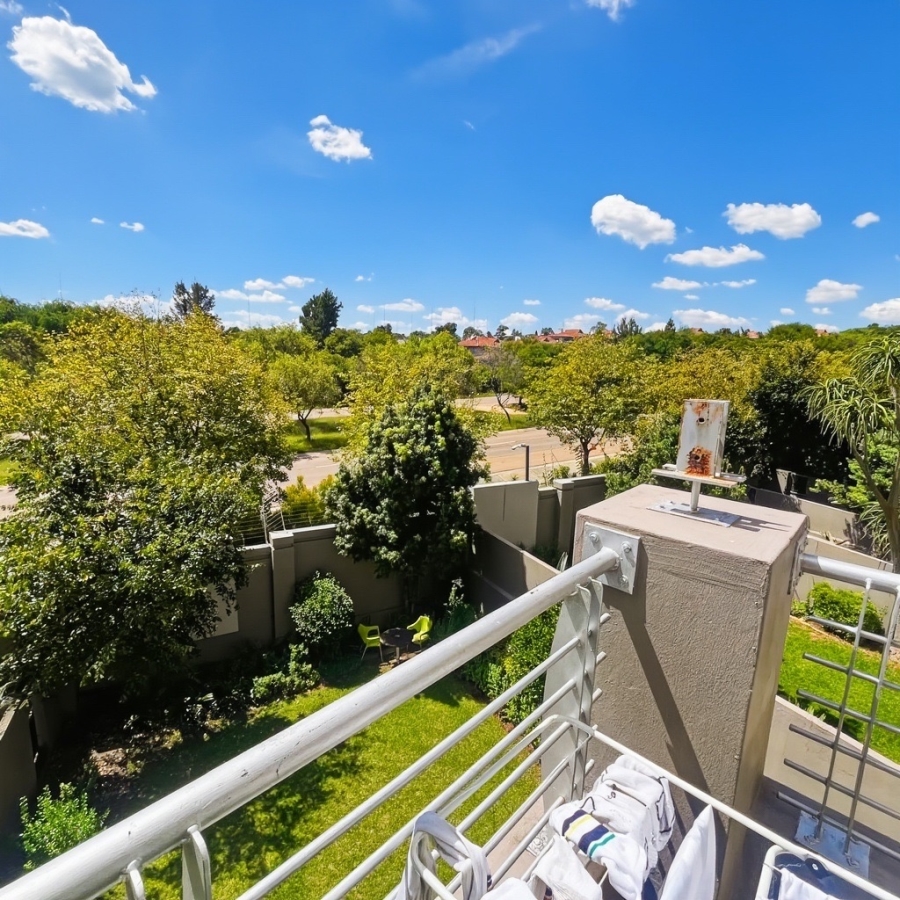 1 Bedroom Property for Sale in Sunninghill Gauteng