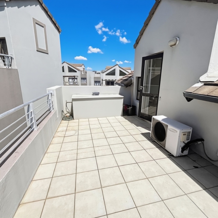 1 Bedroom Property for Sale in Sunninghill Gauteng