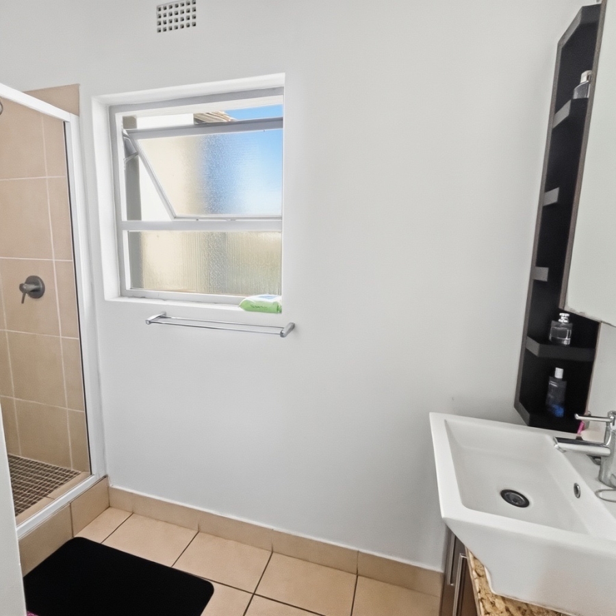 1 Bedroom Property for Sale in Sunninghill Gauteng