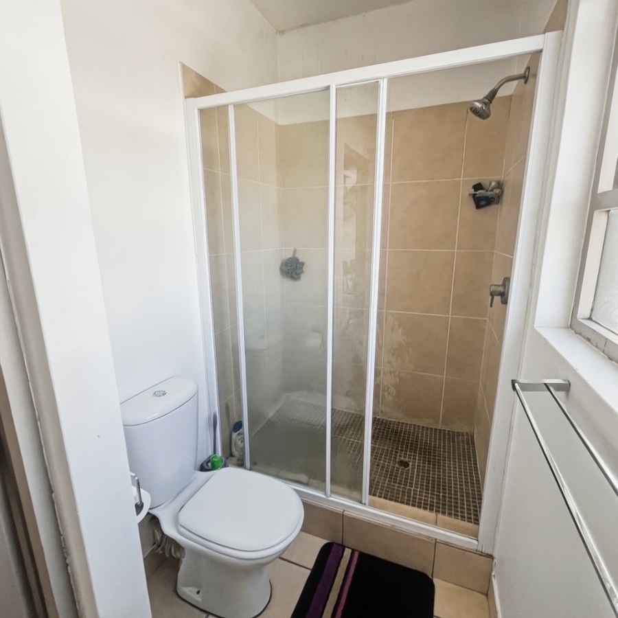 1 Bedroom Property for Sale in Sunninghill Gauteng