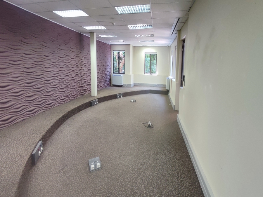 To Let commercial Property for Rent in Hyde Park Gauteng