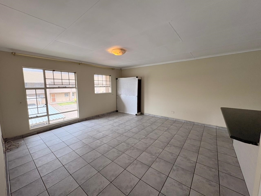 2 Bedroom Property for Sale in Ravenswood Gauteng