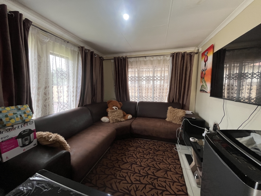 3 Bedroom Property for Sale in Elandspoort Gauteng