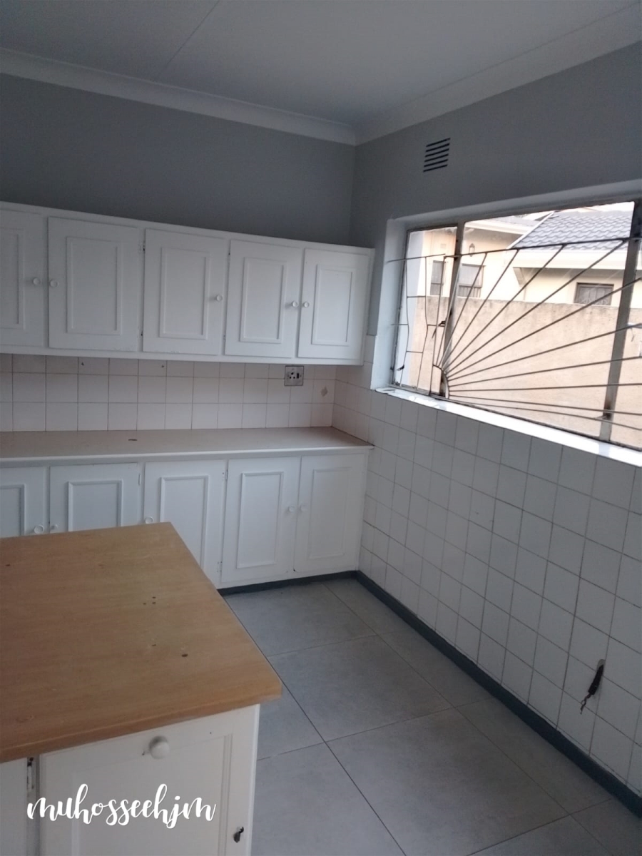 4 Bedroom Property for Sale in Birchleigh North Gauteng