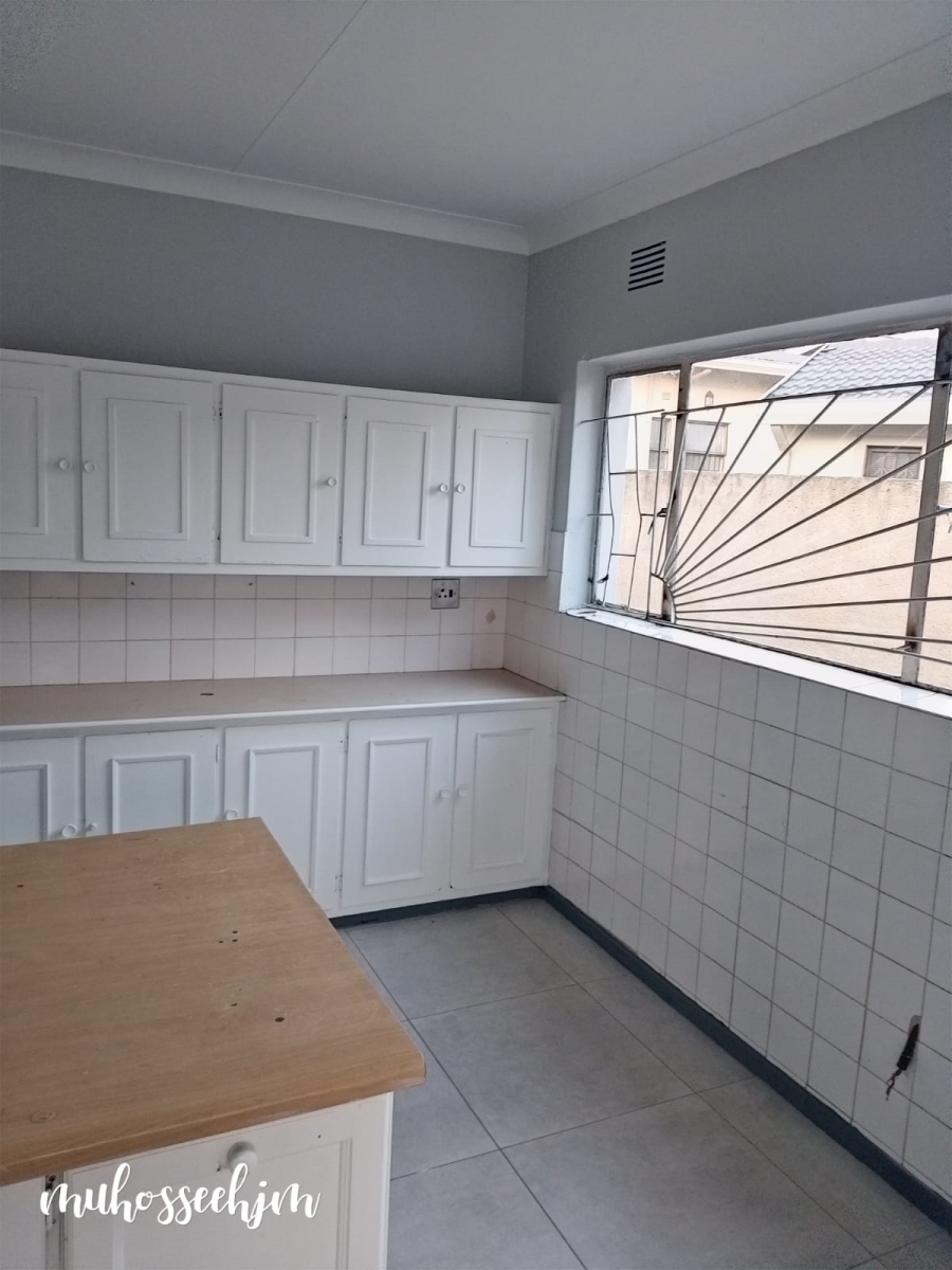 4 Bedroom Property for Sale in Birchleigh North Gauteng
