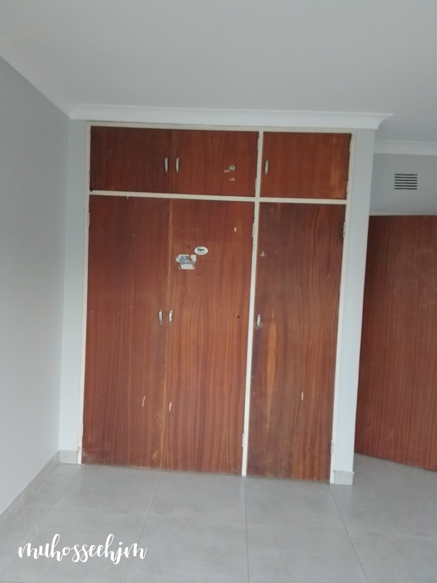 4 Bedroom Property for Sale in Birchleigh North Gauteng