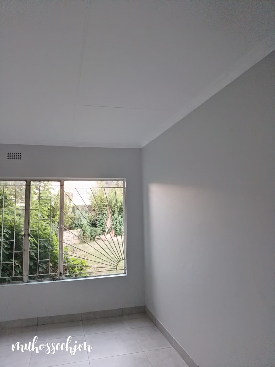 4 Bedroom Property for Sale in Birchleigh North Gauteng