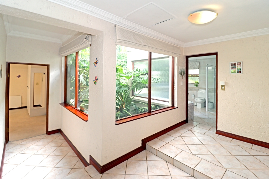 3 Bedroom Property for Sale in Lonehill Gauteng