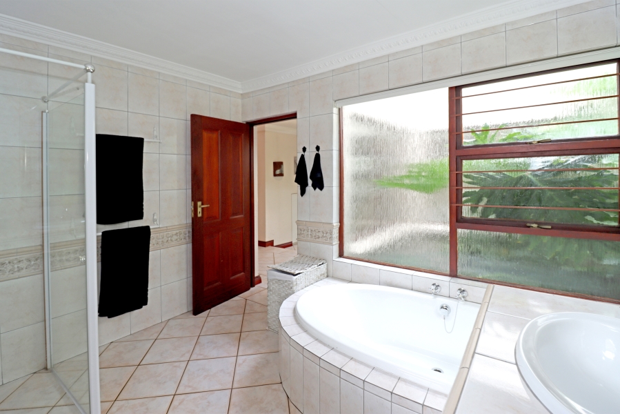 3 Bedroom Property for Sale in Lonehill Gauteng