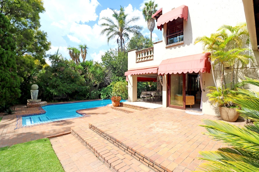 3 Bedroom Property for Sale in Lonehill Gauteng