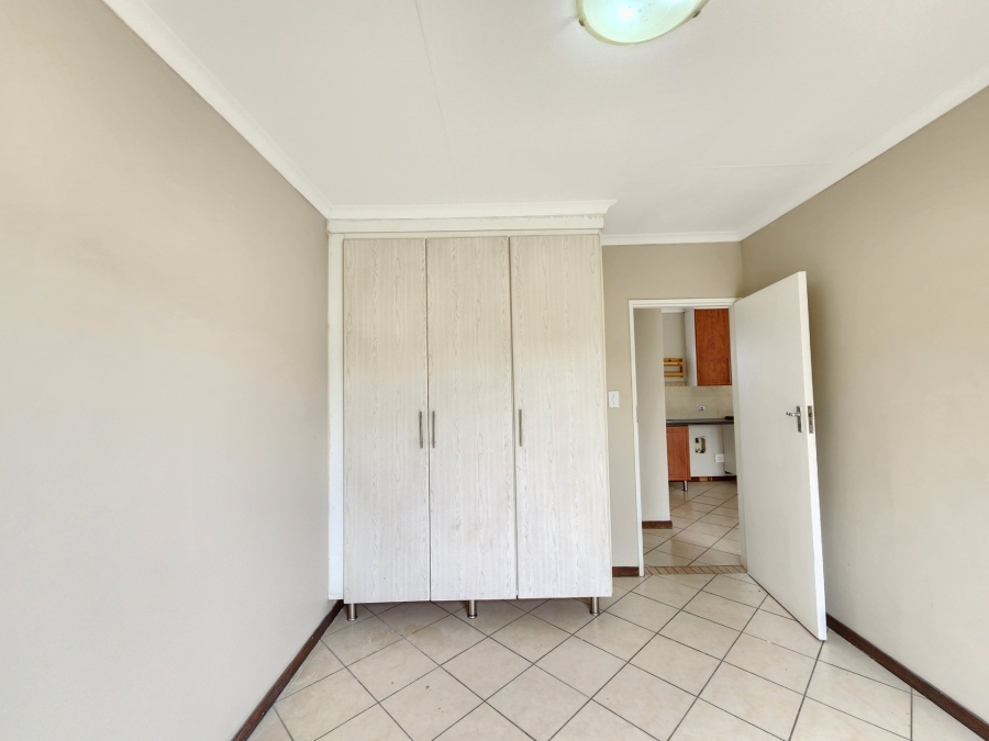 To Let 3 Bedroom Property for Rent in La Montagne Gauteng