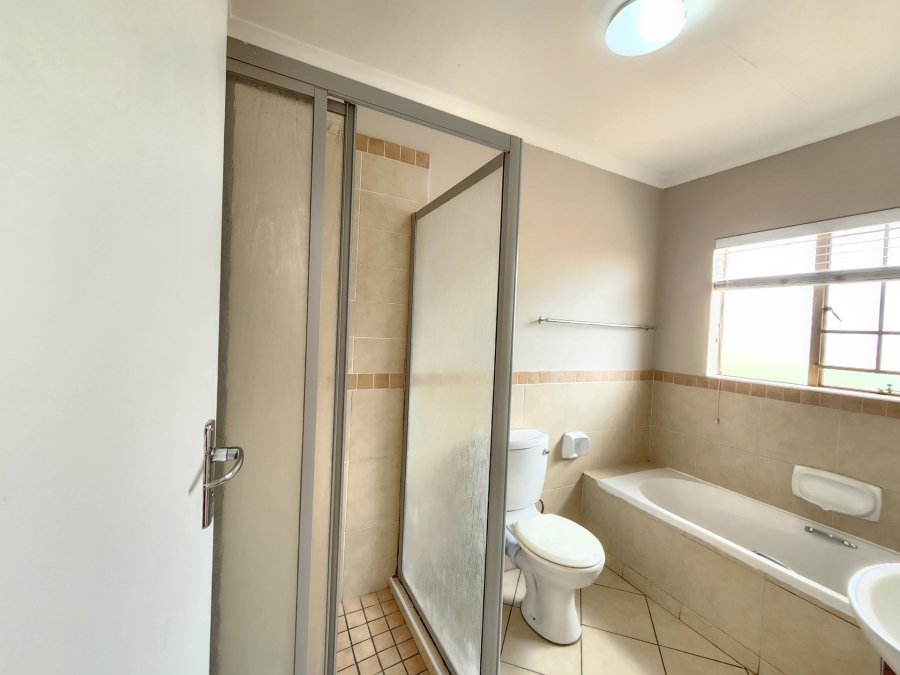 To Let 3 Bedroom Property for Rent in La Montagne Gauteng