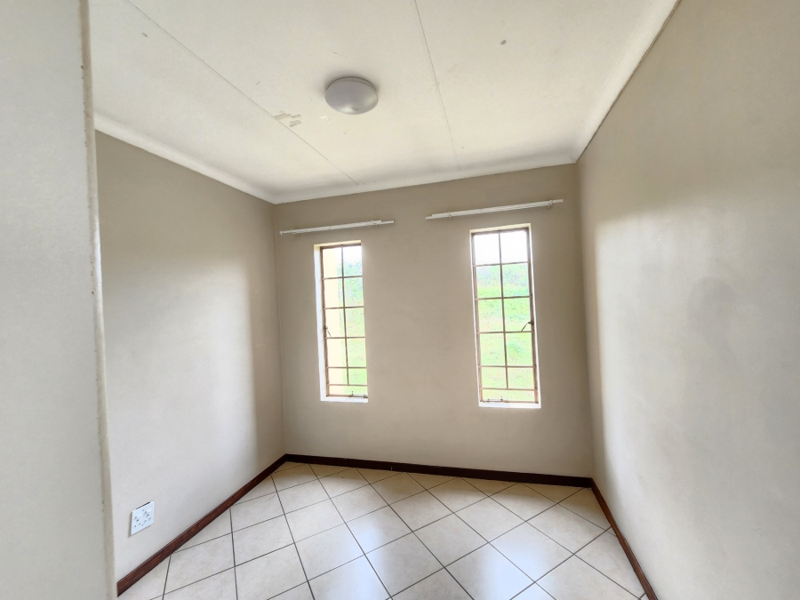 To Let 3 Bedroom Property for Rent in La Montagne Gauteng