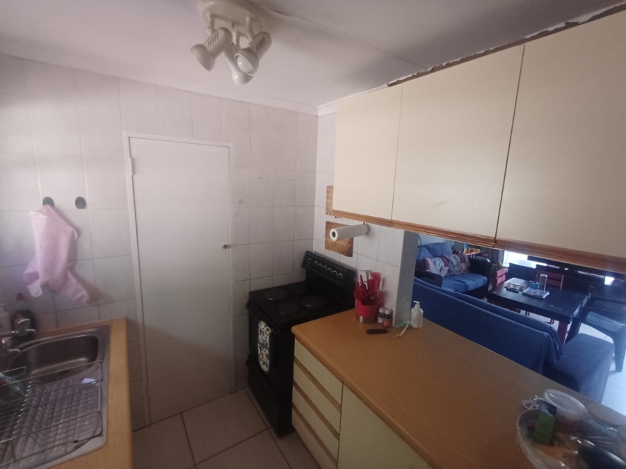 2 Bedroom Property for Sale in Sonneglans Gauteng
